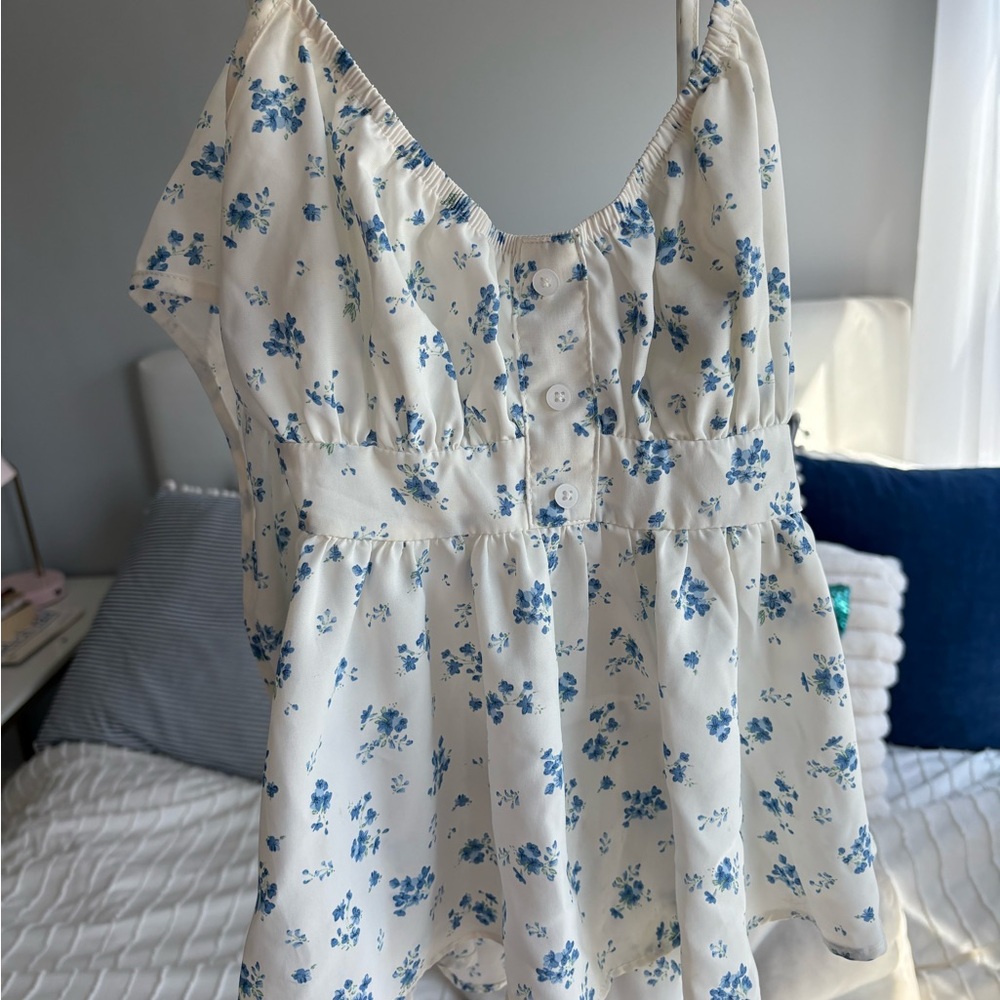 Floral tank with tie in the back